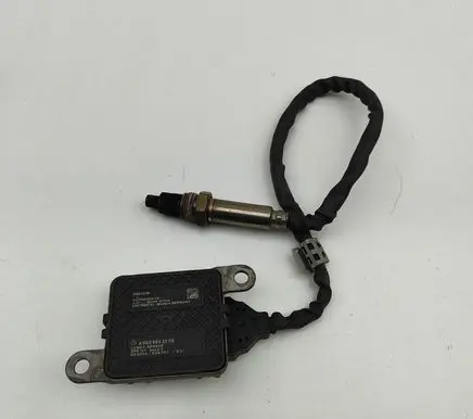 Mercedes-Benz E W213 Lambda probe sensor A0009053009 A2C15462900