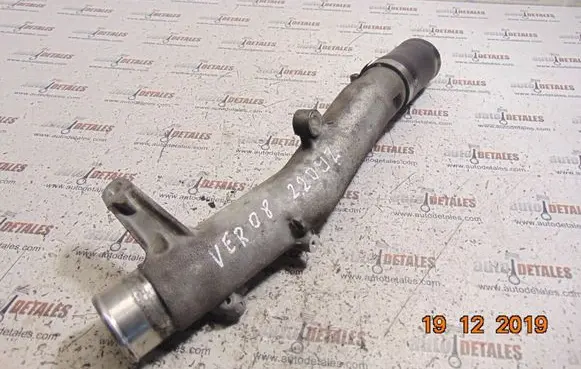 Toyota Corolla Verso AR10 Intercooler hose/pipe