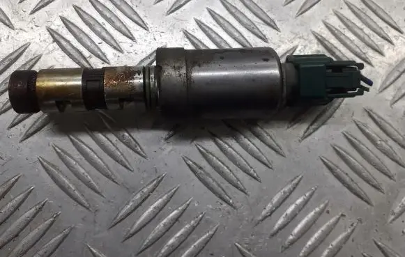 Nissan Note (E11) Camshaft position sensor
