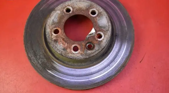 Land Rover Discovery 3 - LR3 Front brake disc