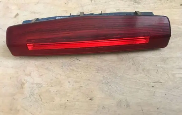 Opel Zafira B Third/center stoplight
