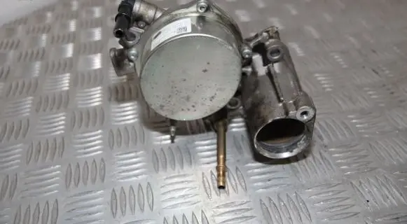 Vacuum pump