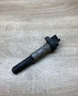 BMW 7 E65 E66 High voltage ignition coil 0221504100