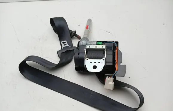 Volvo V60 Middle seatbelt (rear) 39823326