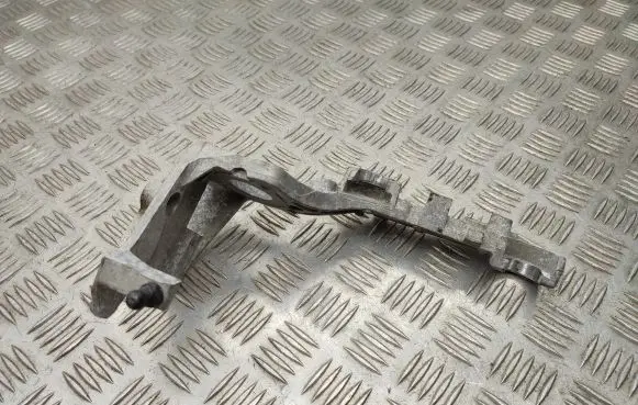 Mercedes-Benz GLC X253 C253 Air filter cleaner box bracket assembly A6510940427