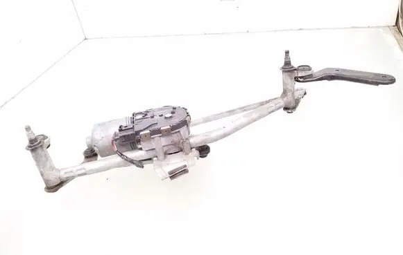 Front wiper linkage and motor