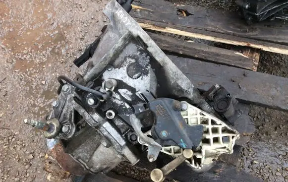 Citroen C4 I Picasso Manual 5 speed gearbox 9680886910