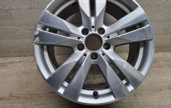 Mercedes-Benz E W212 R17 alloy rim A2124010402