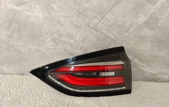 Renault Espace V (RFC) Tailgate rear/tail lights