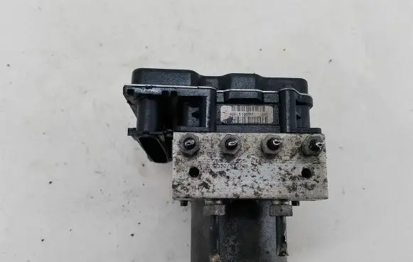 Mercedes-Benz B W245 ABS Pump A0054310812