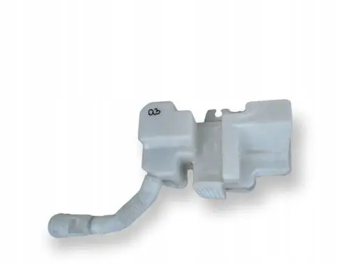 Audi Q3 8U Windshield washer fluid reservoir/tank 8U0955453Q