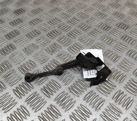 Headlight/headlamp level sensor