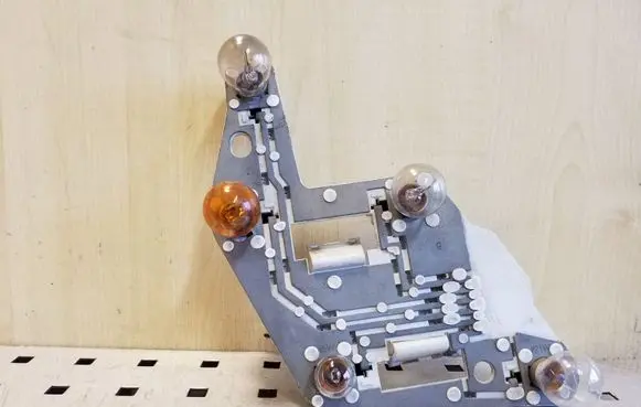 Tail light part