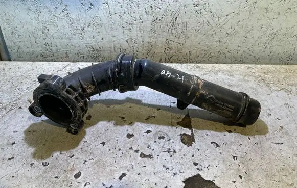Volvo XC40 Air intake duct part 32382041