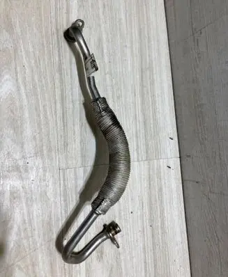 BMW X2 F39 Turbo turbocharger oiling pipe/hose 8629962