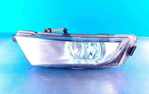 Skoda Octavia Mk3 (5E) Front fog light 5E0941699