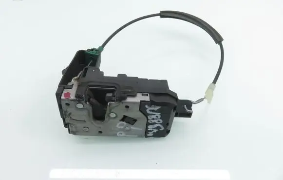 Opel Zafira B Front door lock 13210749QG