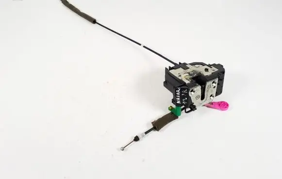Nissan Navara Front door lock