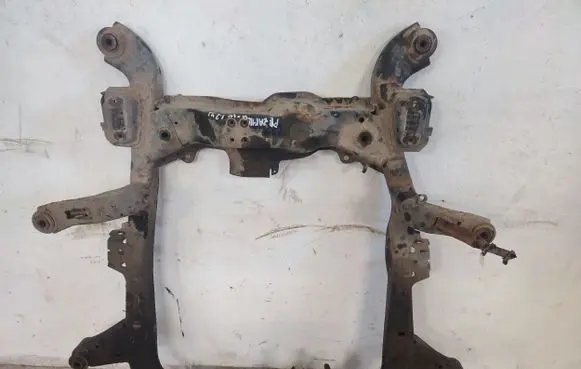 Opel Zafira B Front subframe