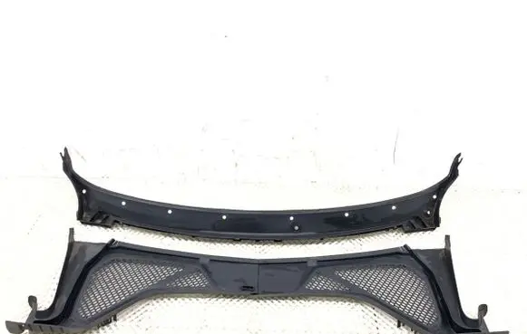 BMW X6 F16 Wiper trim 15671610