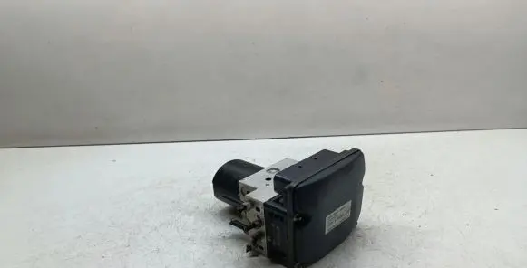 BMW 5 E60 E61 ABS Pump 6783366 34516783366 6783368