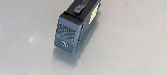 Audi A4 S4 B5 8D Windscreen/window heater switch 4D0941503