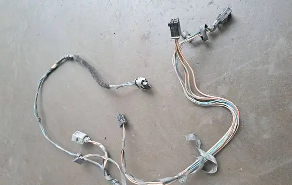 Mercedes-Benz Sprinter W906 Front door wiring loom A9060005999
