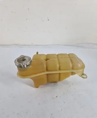 Coolant expansion tank/reservoir