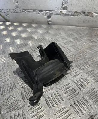 Other engine bay part