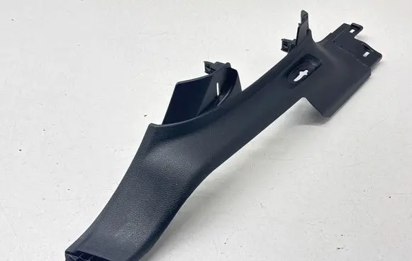 Jeep Grand Cherokee WL (B) pillar trim (bottom) 6ML18TX7AA 2699290 NC560018
