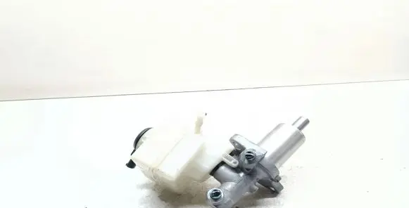 BMW X5 E70 Master brake cylinder 6771718