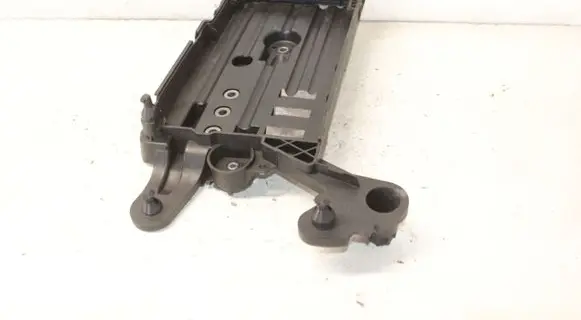Audi A3 S3 8V Battery tray 5Q0915321H