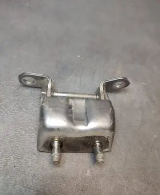 Nissan Pulsar Rear door upper hinge A047027