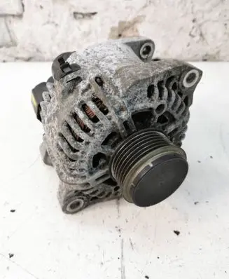 Hyundai ix35 Generator/alternator 2606446 135V110A