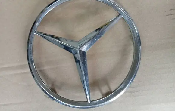 Mercedes-Benz R W251 Manufacturer badge logo/emblem A2518880086