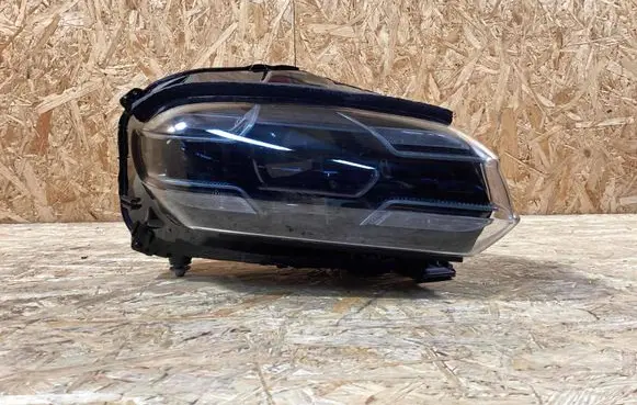 Porsche Taycan 9J1 Headlight/headlamp 9j1941060g 992941572ca
