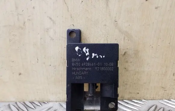 BMW 5 E60 E61 Bluetooth antenna 84506928461 6928461