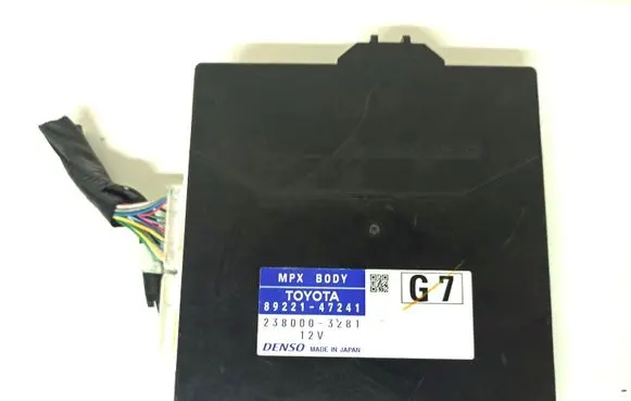 Toyota Prius+ (ZVW40) Central body control module 8922147241 2380003281