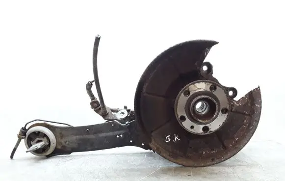 Rear wheel hub spindle/knuckle