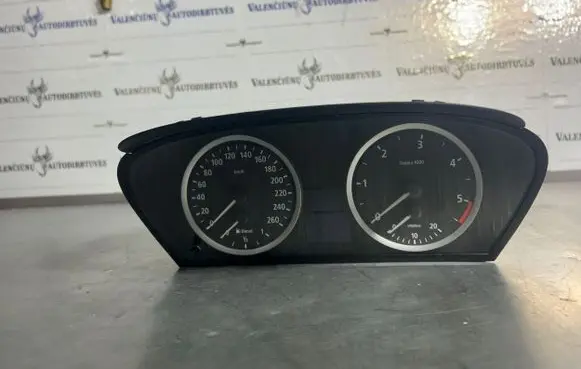 BMW 5 E60 E61 Speedometer (instrument cluster) 62116983153 110080213