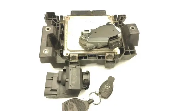 Mercedes-Benz Sprinter W906 Engine ECU kit and lock set A6519000700 A6519010600 A9069003403