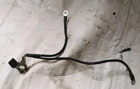 Citroen Berlingo Positive cable (battery) 8753