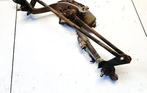 Toyota Auris 150 Front wiper linkage and motor