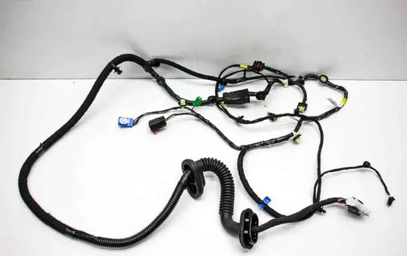 Tesla Model Y Front door wiring loom 148905202E