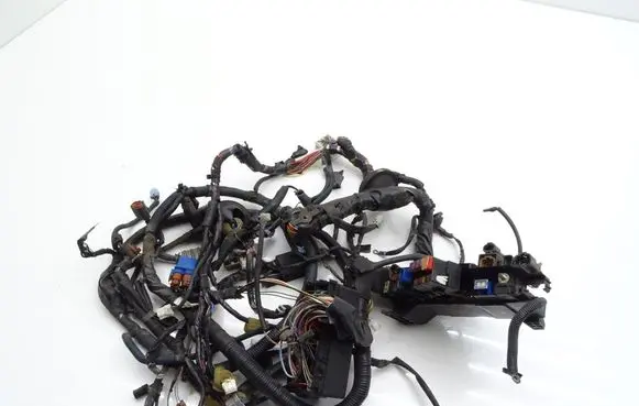 Nissan Patrol Y61 Front door wiring loom part-00703