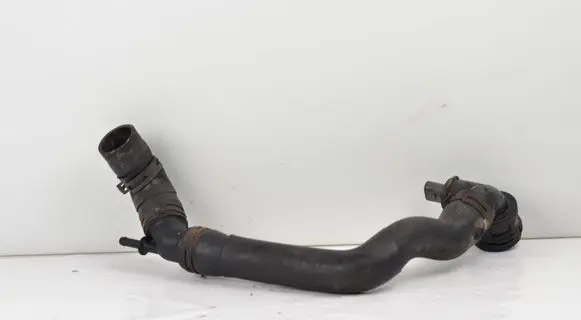 Volkswagen PASSAT B5 Engine coolant pipe/hose 7M3122231D