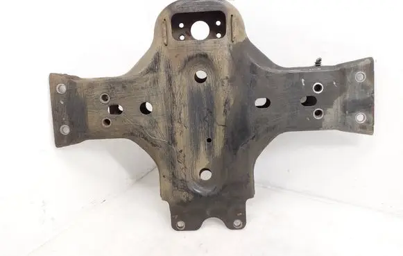 Volkswagen Amarok Gearbox mounting bracket 