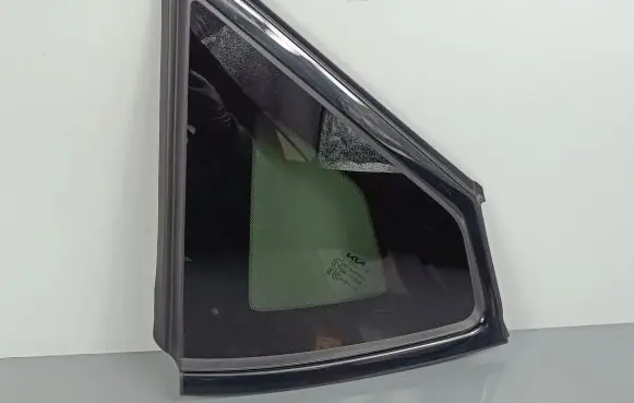 KIA EV6 Rear side window