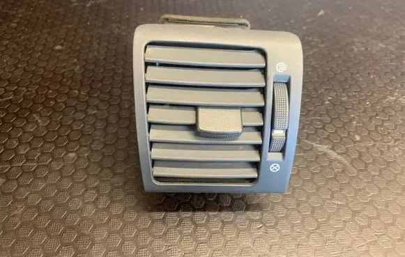 KIA Sorento Dashboard side air vent grill/cover trim 974903E000