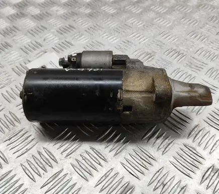 Mercedes-Benz Vito Viano W639 Starter motor A0009062402 0001115108